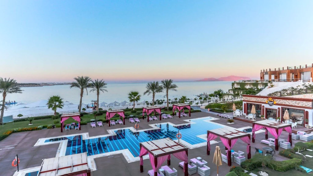 Sunrise Arabian Beach Resort